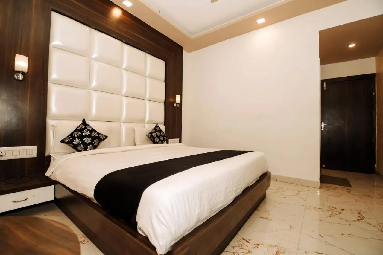 Mangal Hotel And Resorts Udaipur 0*,  India